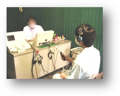 聴力検査の様子